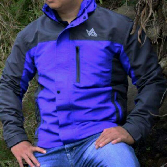 Jaket gunung suzuran