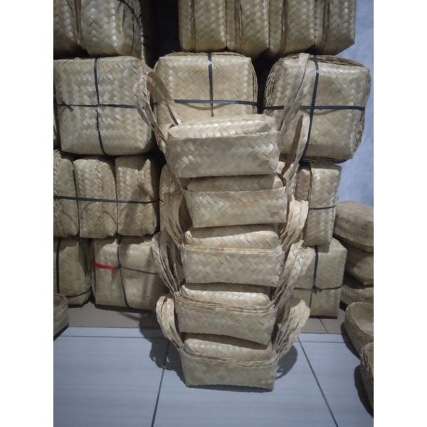 

[ BESEKRAF ] SEPASANG BESEK BAMBU JINJING UKURAN 18 X 18 20 X 20 25 X 25 NATURAL BESEK JINJING NATURAL