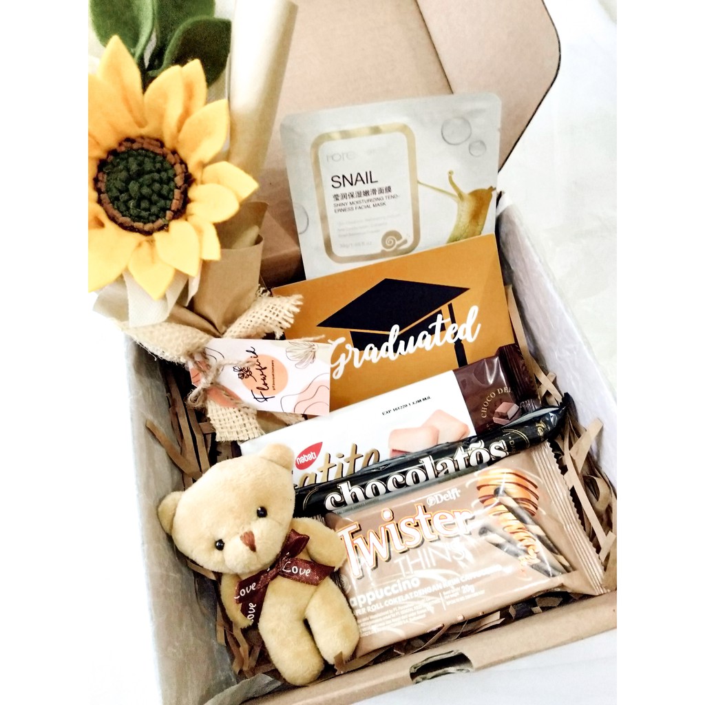 

Hampers 80k (Kado Wisuda/Gift Box for Graduation/Kado Ulang tahun/Kado Pacar)