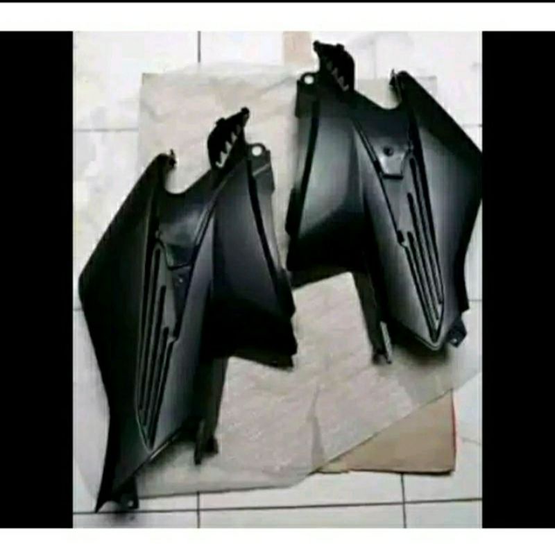 cover tangki Revo lama lancip Body tengah revo lama lancip body Revo lama