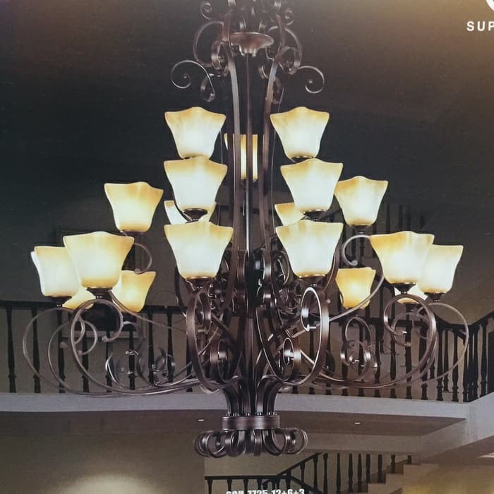 LAMPU GANTUNG KLASIK BESAR 21 LAMPU