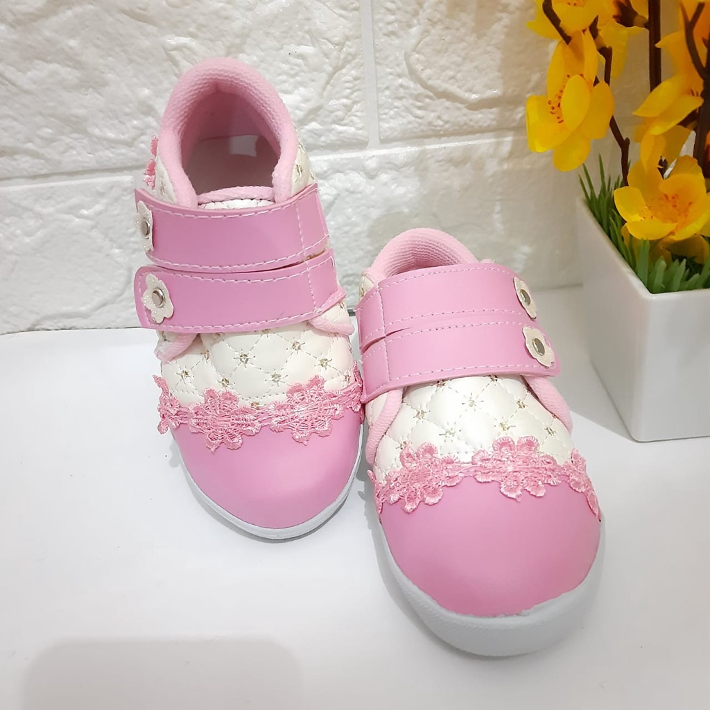 mandirishoestore-SEPATU SNEAKER BUNGA PINK PUTIH PAYET ANAK PEREMPUAN 1-6 TAHUN  BAY05