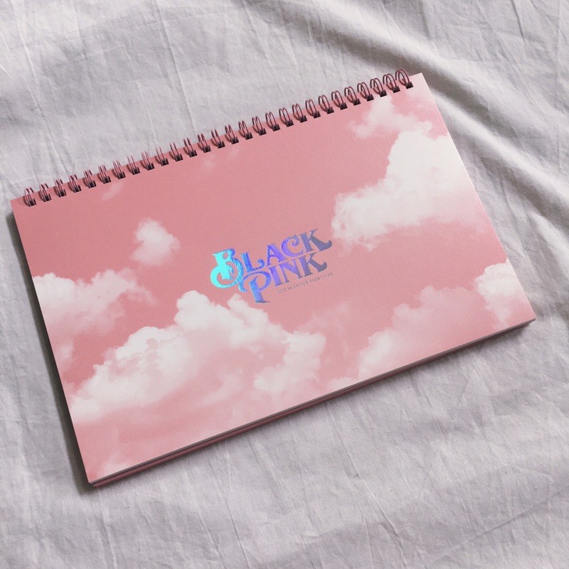 BLACKPINK 2021 SEASON GREETING SEASON'S GREETING DESK CALENDAR JENNIE JISOO ROSE LISA PC