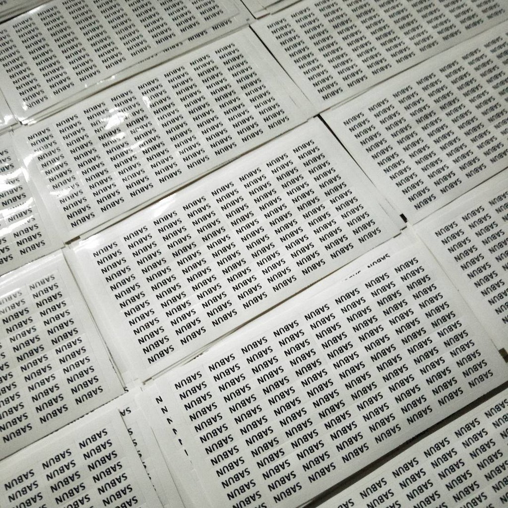 

Cetak Stiker Vinyl A3 Diameter 2 cm an Plus Kis Cut