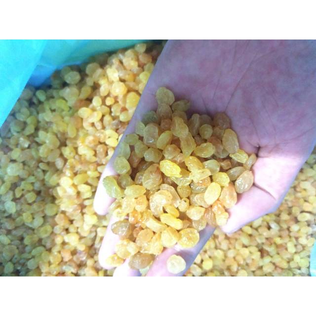 

Sweet raisins or kismish manis 1 kg kismis manis kecil