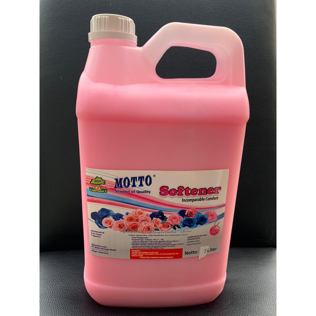 Softener Pelembut &amp; Pewangi Pakaian Laundry Black Pink MOTTO 5 Liter