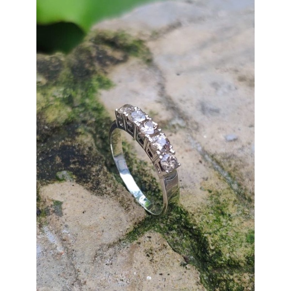 Cincin Listring Berlian