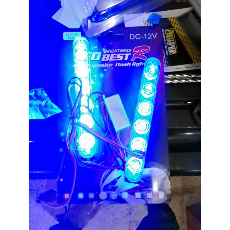 Lampu blitz 6 mata LED motor mobil