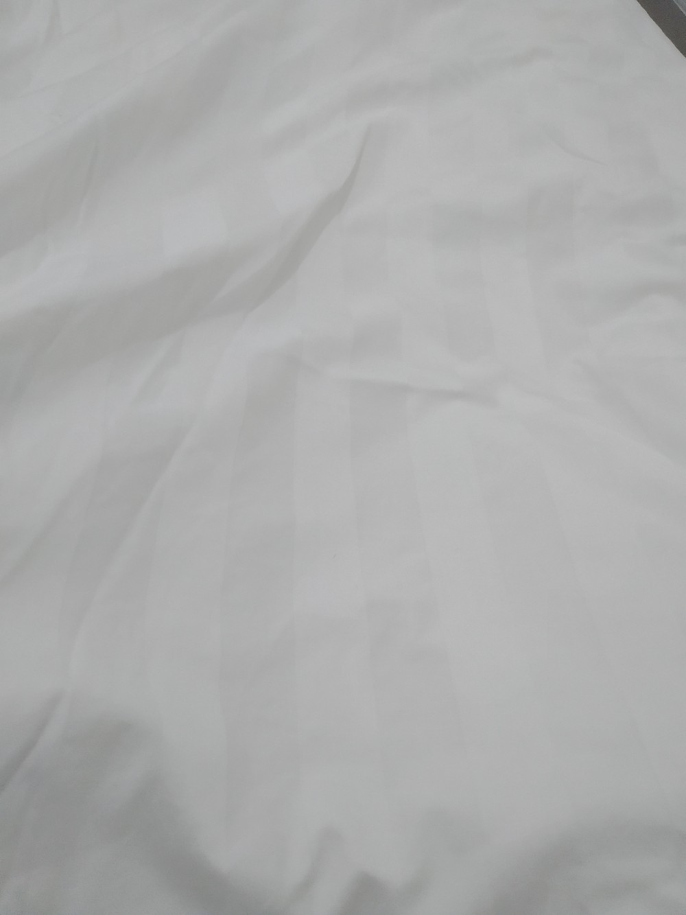 Duvet Cover / Quilt Cover / Sarung Selimut Size Single / Queen / King Size - Hotel Collection -