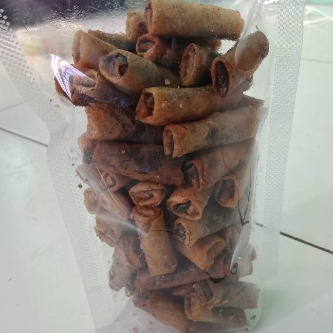 

Sumpia Coklat Spring Roll isi Coklat Cemilan Manis Sumpia Coklat / Keju Makanan Ringan Enak