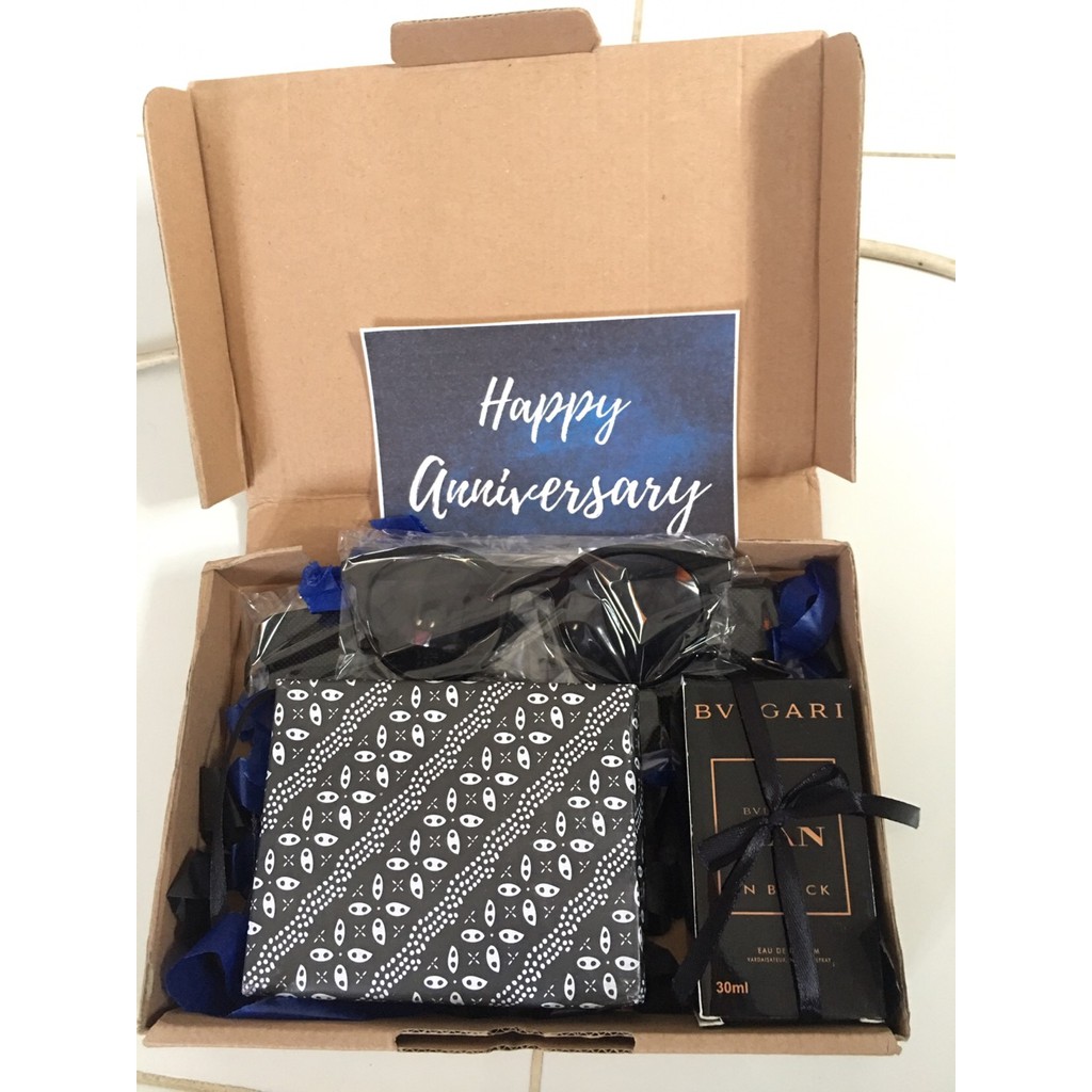 

Hampers Gift Box Cowok Hampers Murah Untuk Ultah Wisuda Anniversary