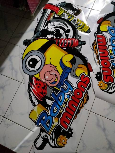 STIKER BODY MOBIL STIKER DECAL MINION