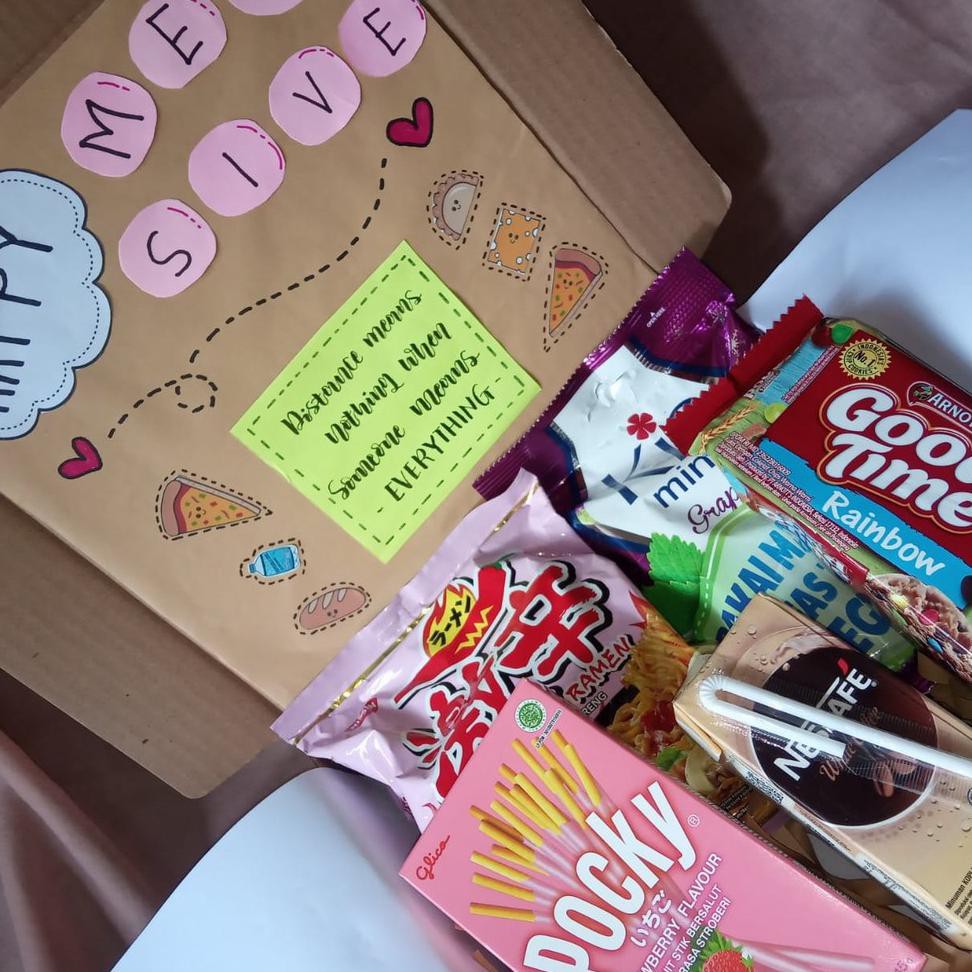 Barang Original Hampers Kado Unik Snack Box Kado Ulang Tahun Kado Wisuda Dll Shopee Indonesia