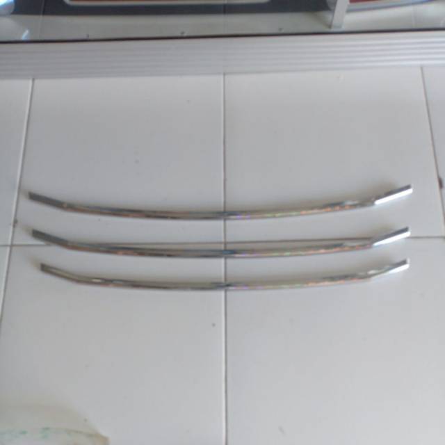 Lis grill Chrome wagon r