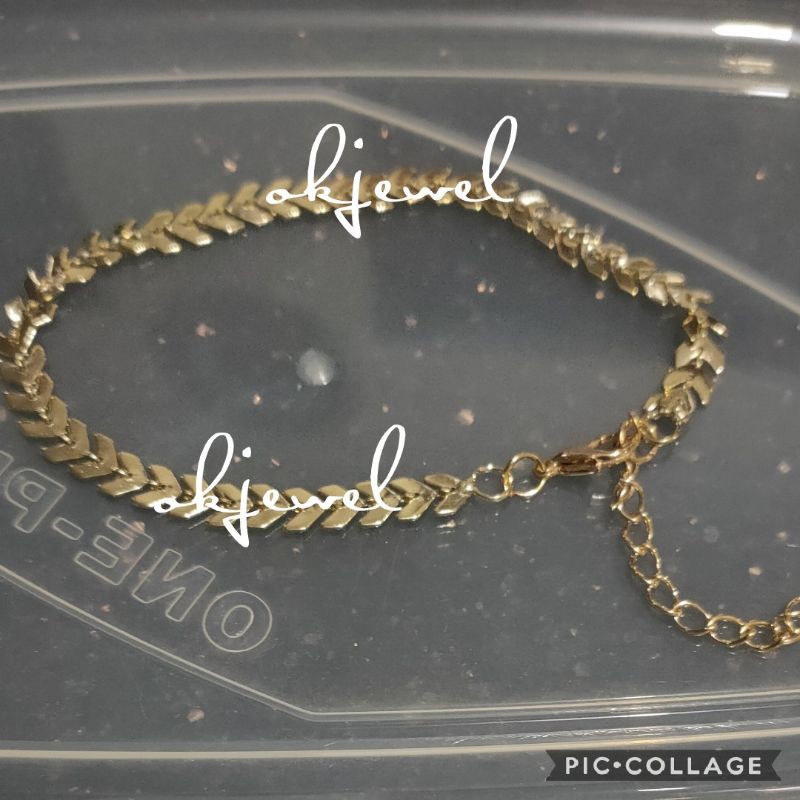 Gelang kaki sisik ular
