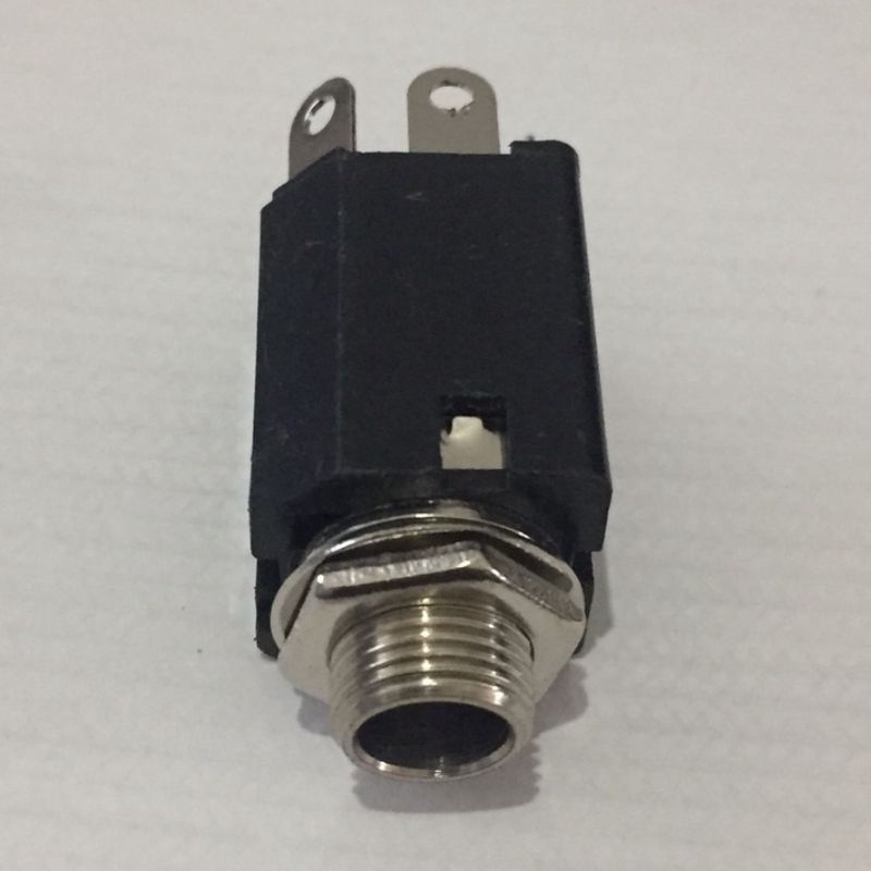 SOCKET MIC MONO HITAM