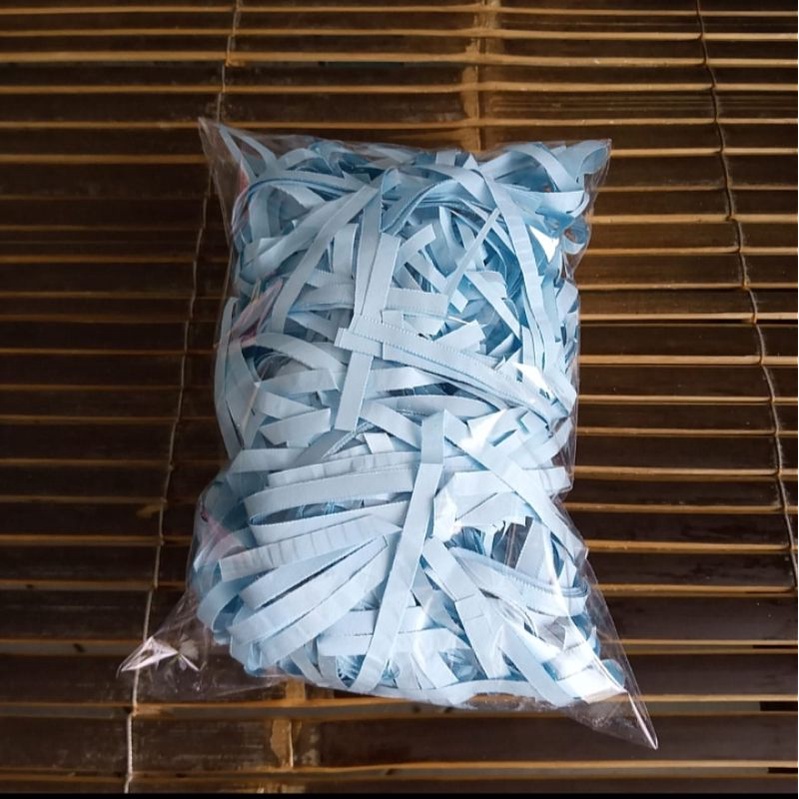 

KERTAS SERUT/ KERTAS CACAH/ PAPER SHREDDER HVS 70 Gsm-Warna Biru muda Netto 50gram