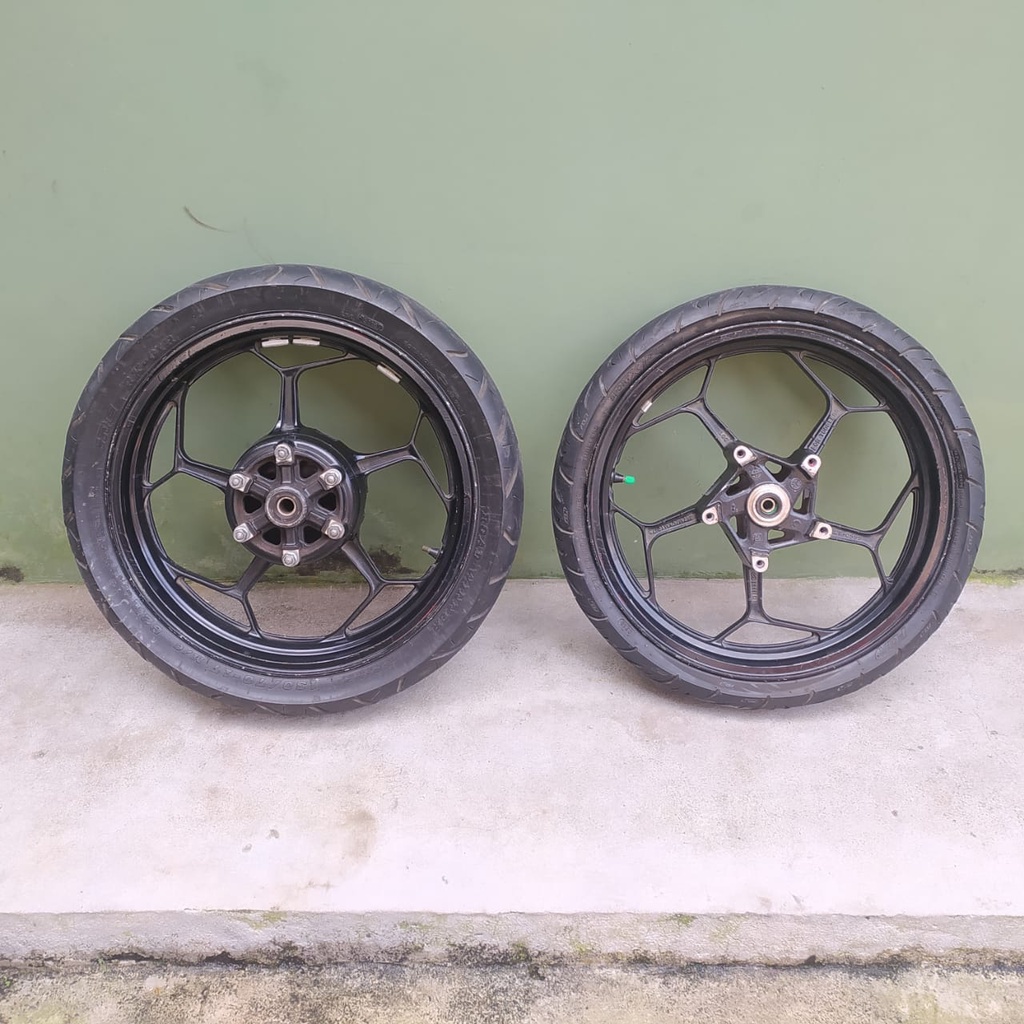 Velg Pelek Roda Depan Belakang Kawasaki Ninja 250 FI Z250 Original Copotan Motor