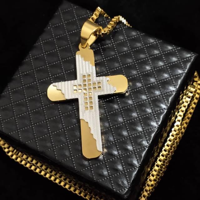 Kalung Salib 3 D Pria Titanium Gold Asli Keren Shopee Indonesia