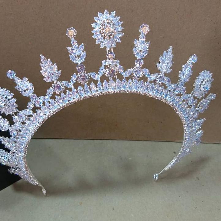 Terbagus.. mahkota aurel / crown zircon / mahkota wedding pengantin / mahkota pengantin / mahkota