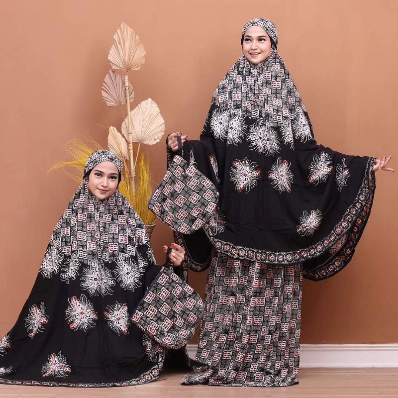 MUKENA CAP HITAM BATIK PEKALONGAN BAHAN RAYON/SOGAN PREMIUM
