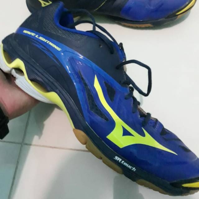 mizuno wave runner 15