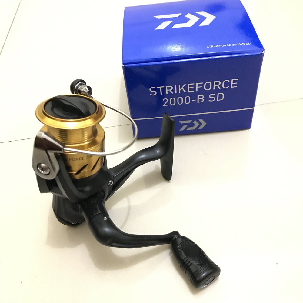 Reel Daiwa strikeforce 1000 2000 2500 4000 -B SD 2019 anti  karat