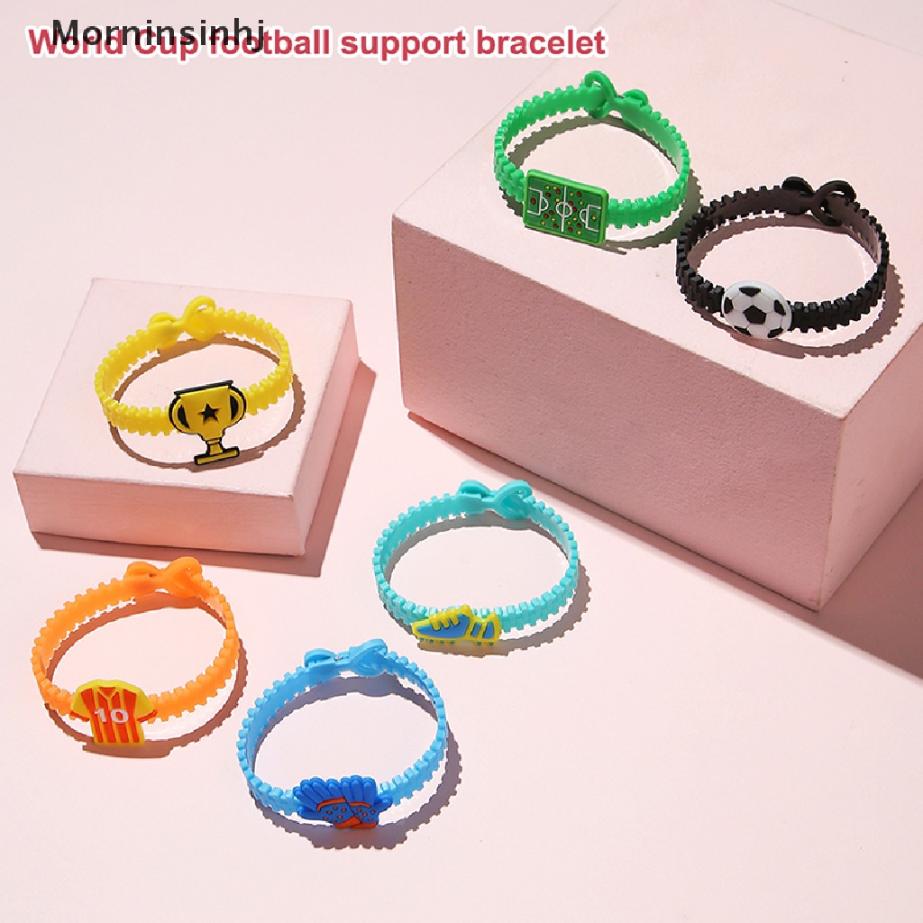 Mornin 5Pcs / Set Gelang Tangan Motif Kartun Piala Dunia / Sepak Bola Bahan PVC Untuk Anak