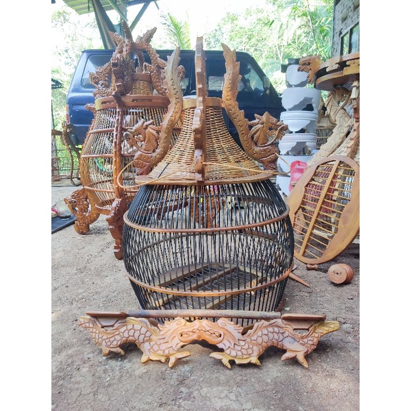 SANGKAR UKIR BURUNG PERKUTUT