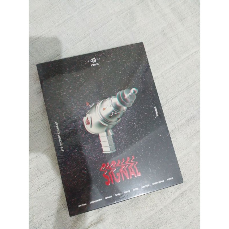 [NEW SEALED KPOP ALBUM] TWICE - Signal Monograph (Limited Edition)