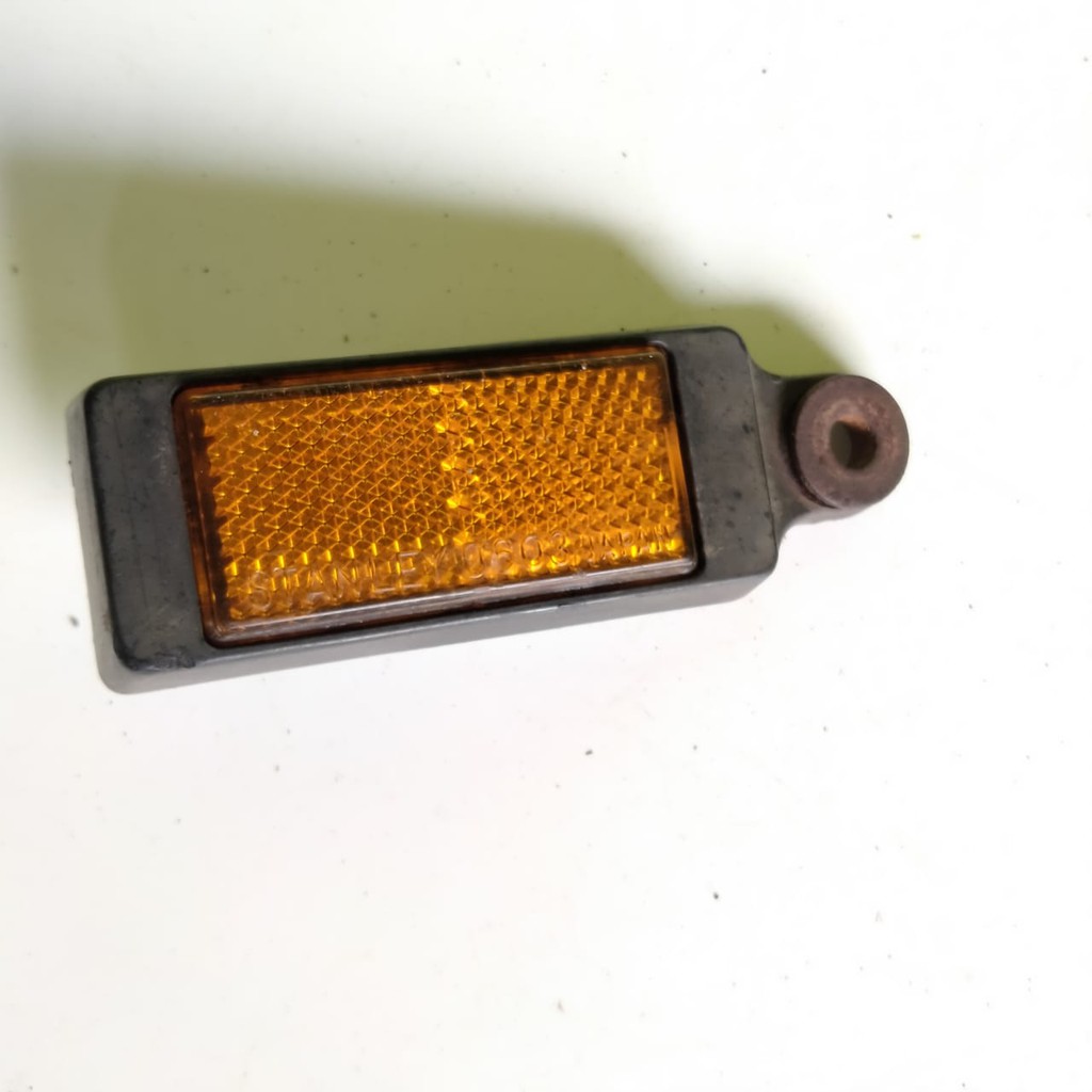 Mata kucing kanan emblem shock depan cateye fork original honda astrea star astrea 800 asdap C800