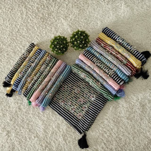 Segi empat salur fiolla