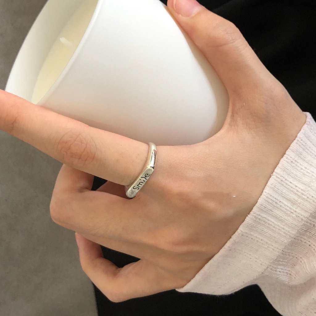 Retro Bahasa Inggris cincin kreatif gaya dingin ceruk terbuka cincin selebriti Internet bermartabat