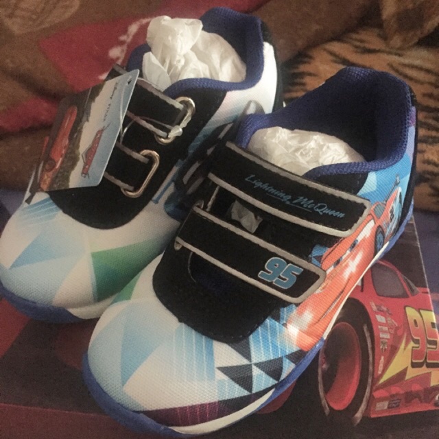 Sepatu disney cars anak