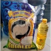 

paket beras 5kg + minyak tropikal 1 liter