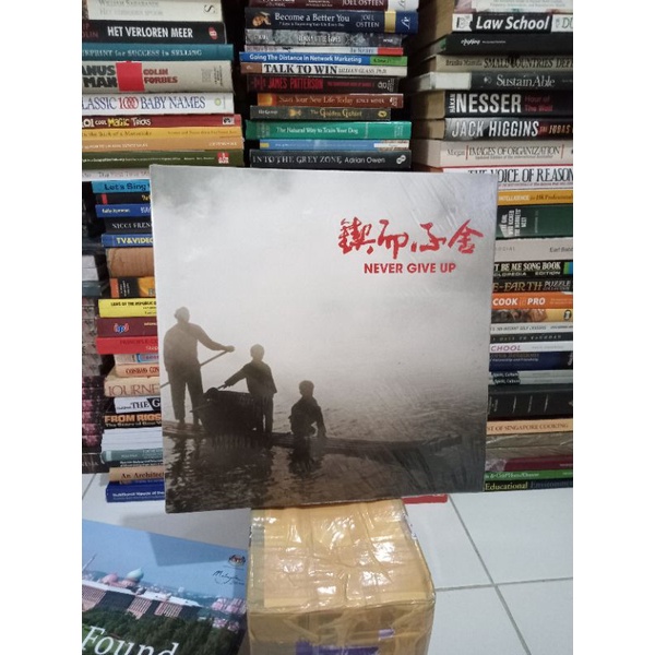 BUKU IMPORT BARU. NEVER GIVE UP