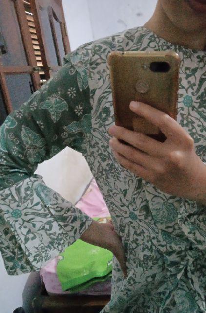 [ Gratis Ongkir ] Blouse Batik Katun Azzara Hijau Motif Sidoluhur