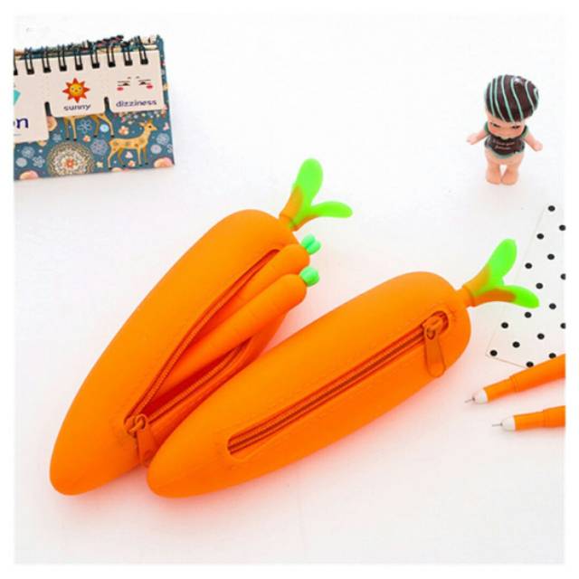 

Tempat Pensil Silikon Wortel