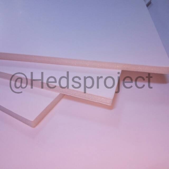 

White Foam Board 45x60 cm (10mm)