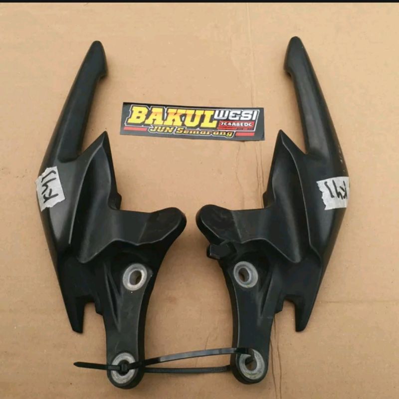 GRIP grap L R RR begel behel besi belakang kanan kiri CBR 250 R thailand kyj original