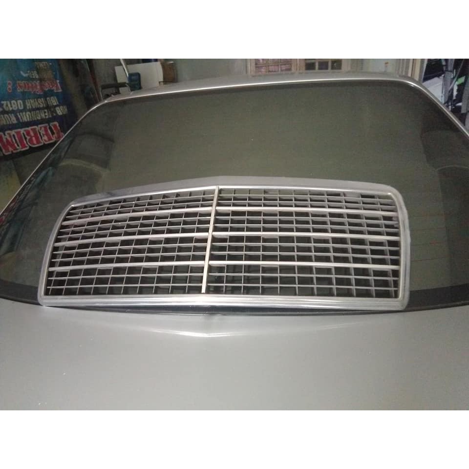 Grill MP W124 Mercedes Benz
