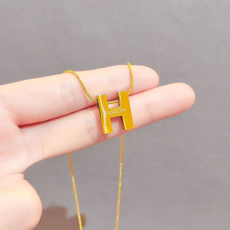 Kalung Titanium Wanita Anti Karat Simple Liontin Huruf H Necklace Emas 18k Aksesoris Korean Style COD