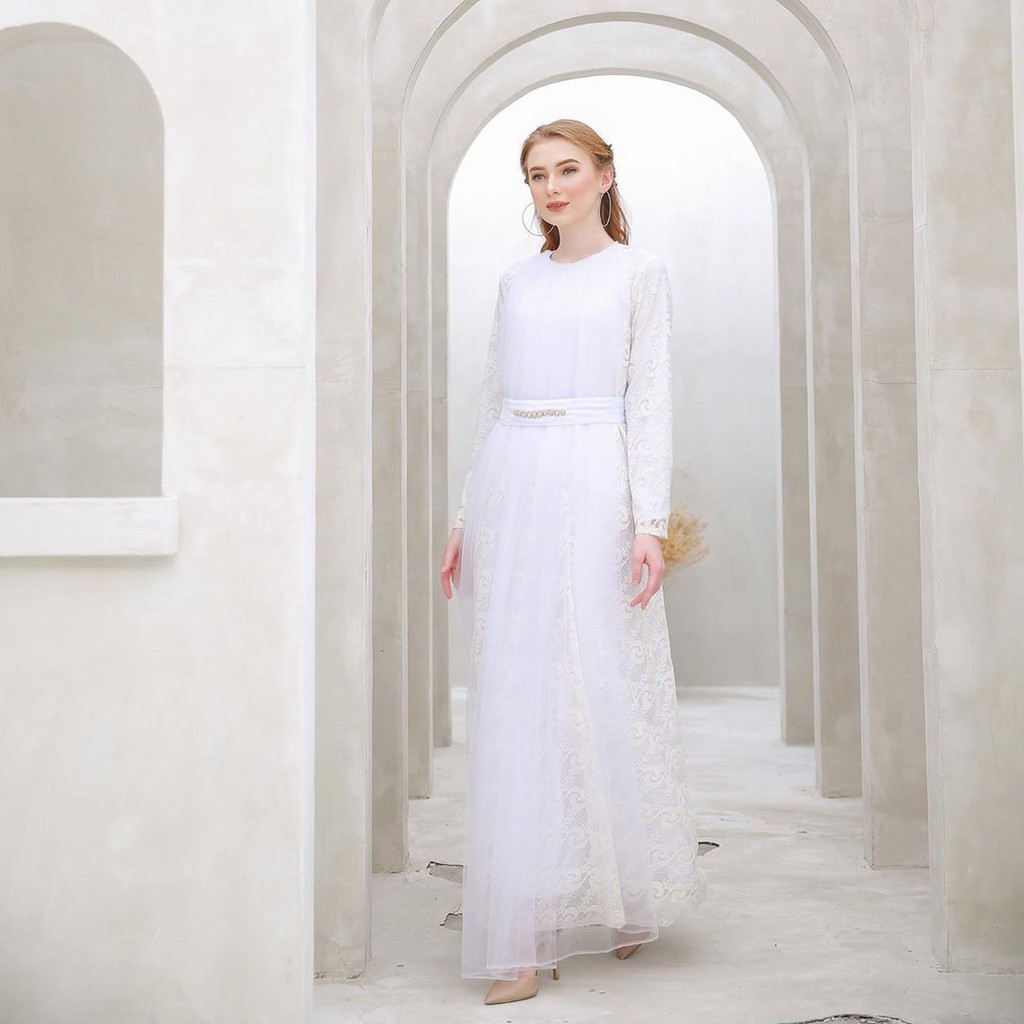 Dealova Indonesia - Zazzu Dress In White