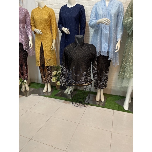 Kebaya tunik / Kebaya tunik buksui / Kebaya lengga panjang / Kebaya bali / Kebaya wisuda / Kebayapesta / Kebaya-7