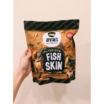 

IRVINS Salted Egg Fish Skin 105 Gram (Made in Singapore) - Fish Skin - BARU
