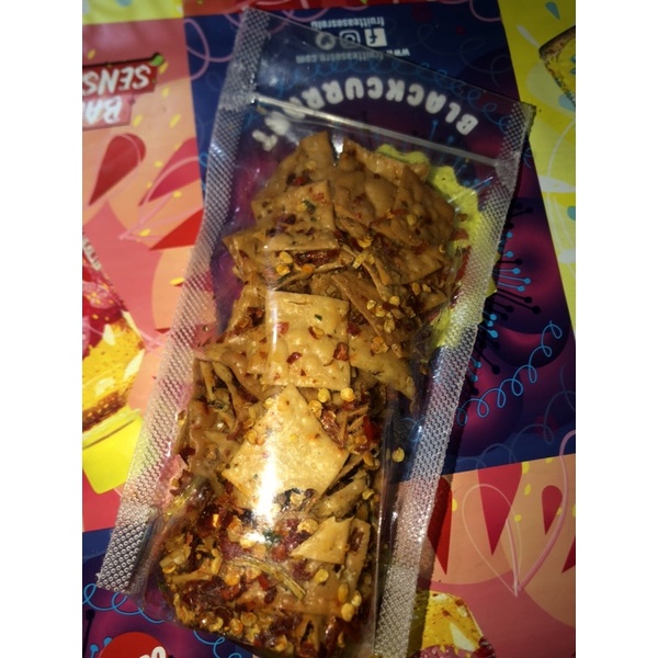 

Pangsit pedas