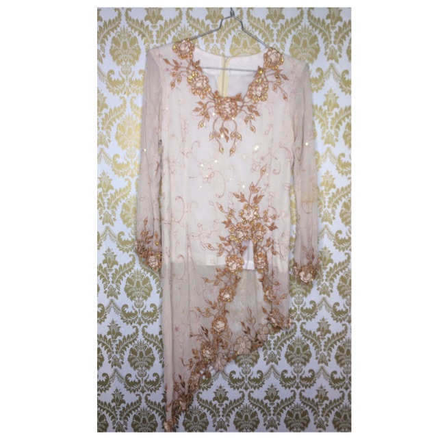 Atasan kebaya bordir terima tamu set rok duyung(preloved)