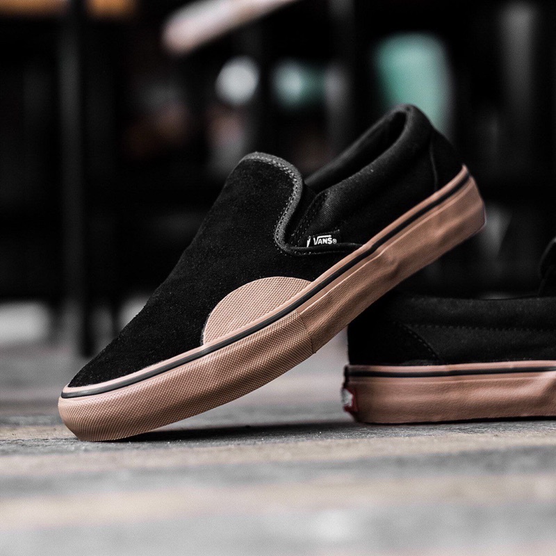 VANS SLIP-ON PRO BLACK/SUEDE GUM SOLE ORIGINAL 100%