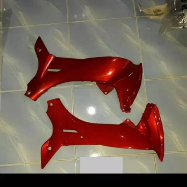 Sayap luar Jupiter z Burhan, Jupiter z lama, merah