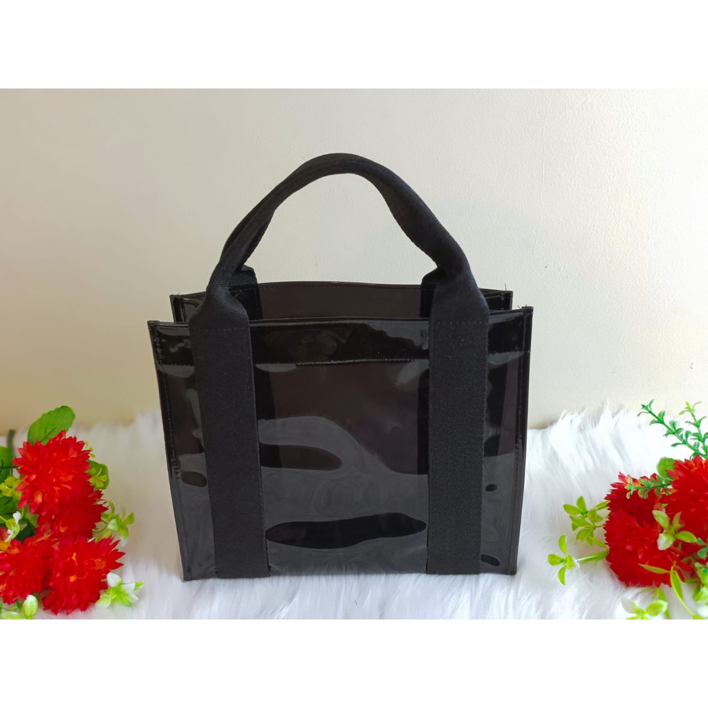 

Tas Hampers Mika Hitam Elegen